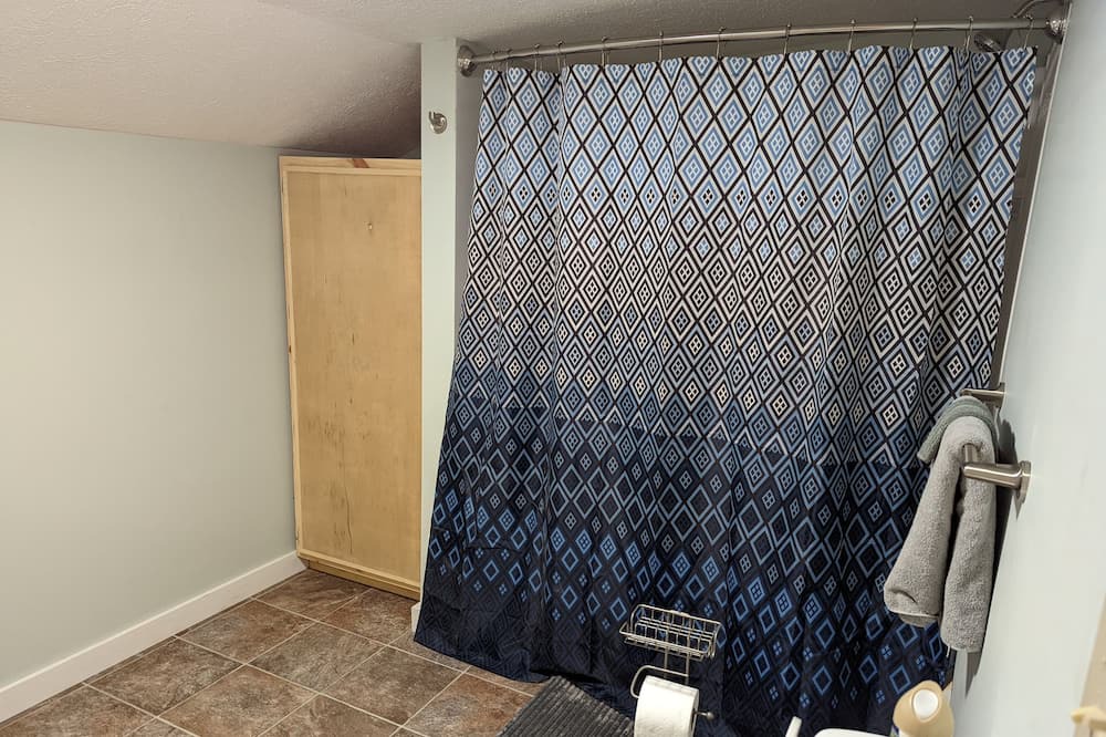 Photo of Bedroom in Pomona