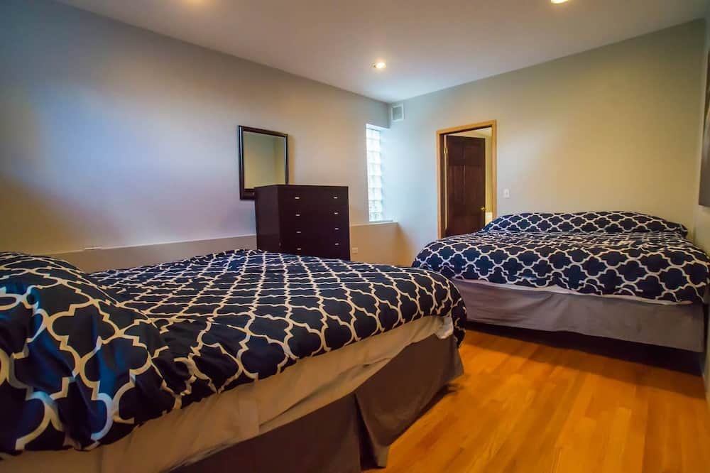 Photo of Bedroom in Pulaski Park