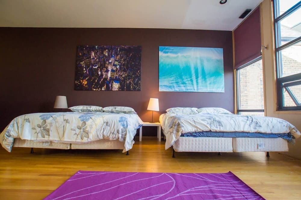 Photo of Bedroom in Pulaski Park