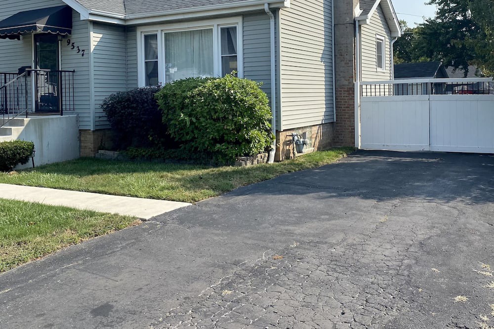 Photo of Outdoor in Oak Lawn