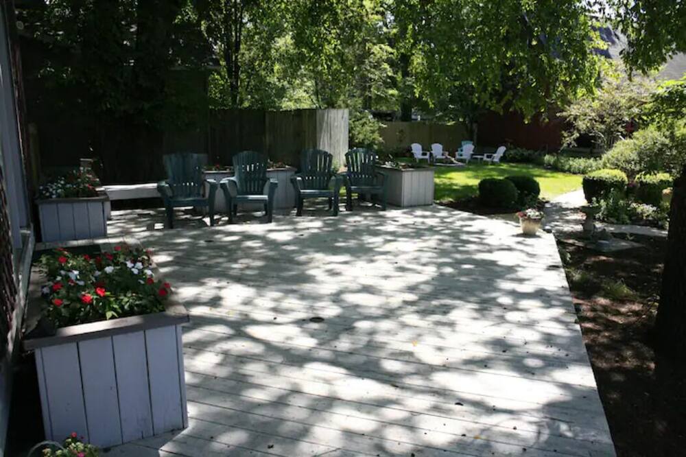 Photo of Outdoor in Utica