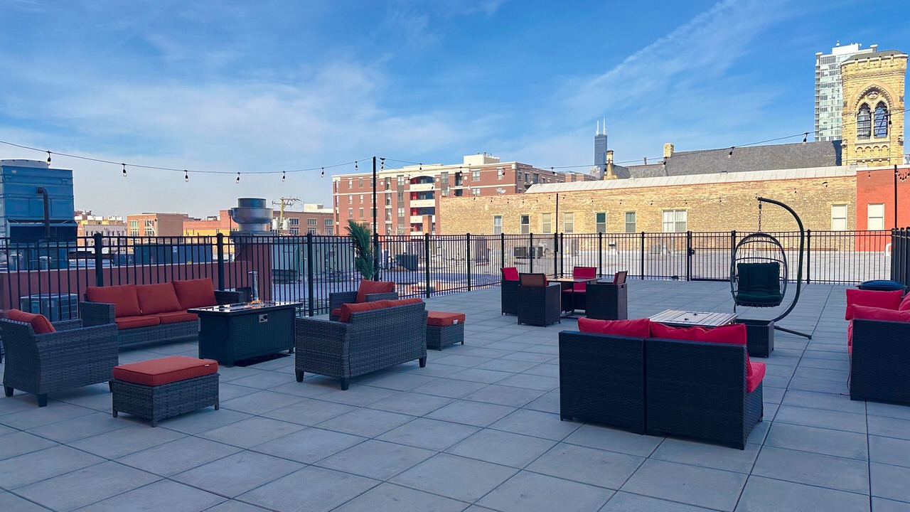Photo of Patio Balcony in Near South Side