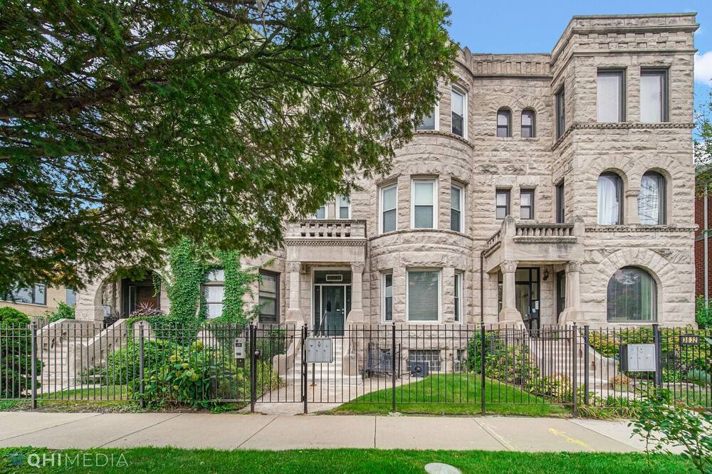 Photo of Outdoor in Bronzeville