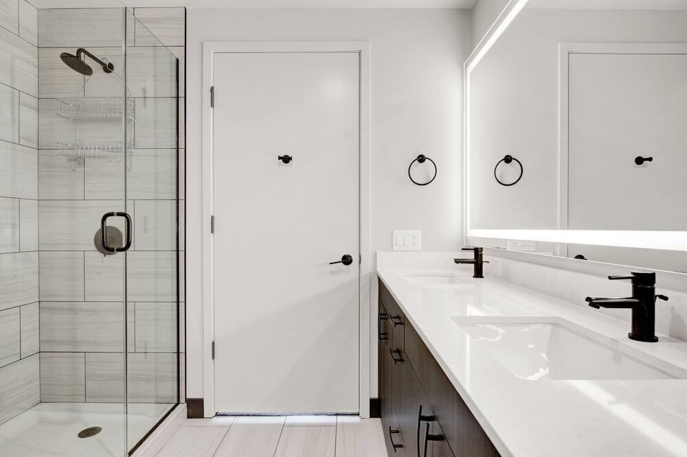 Photo of Bathroom in Near West Side