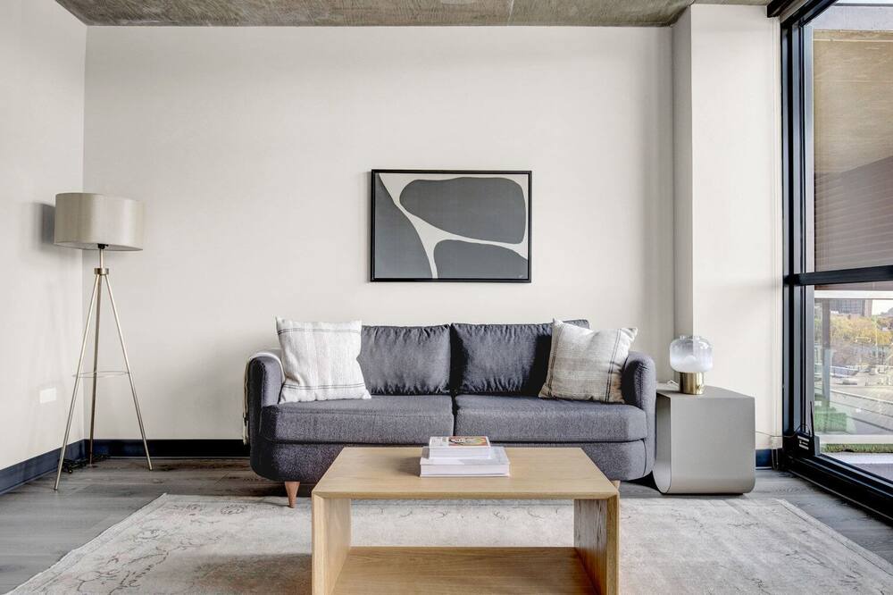 Photo of Livingroom in Near West Side