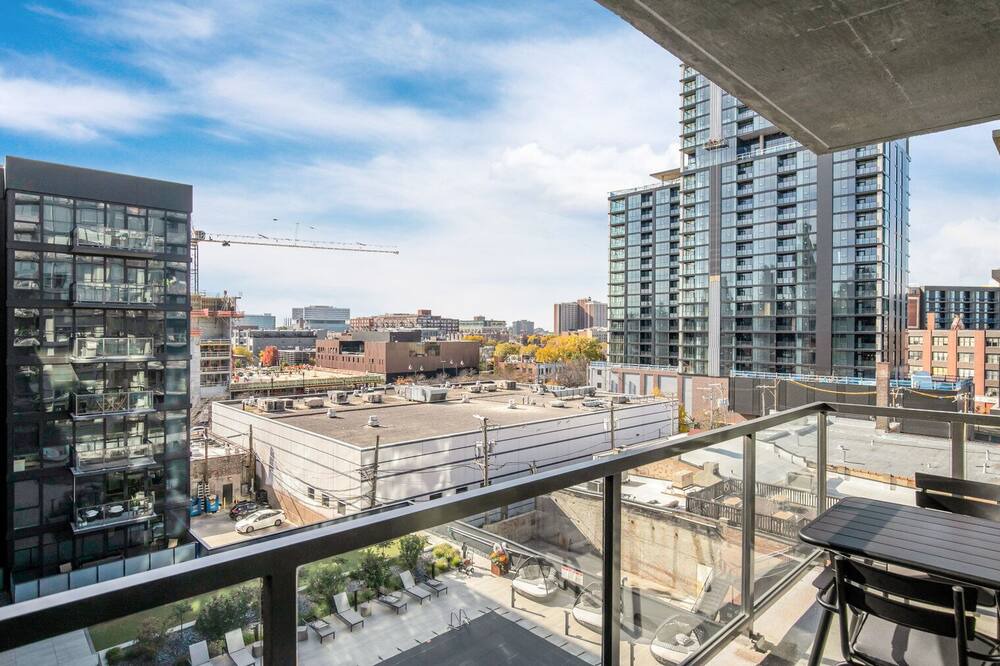 Photo of Patio Balcony in Near West Side