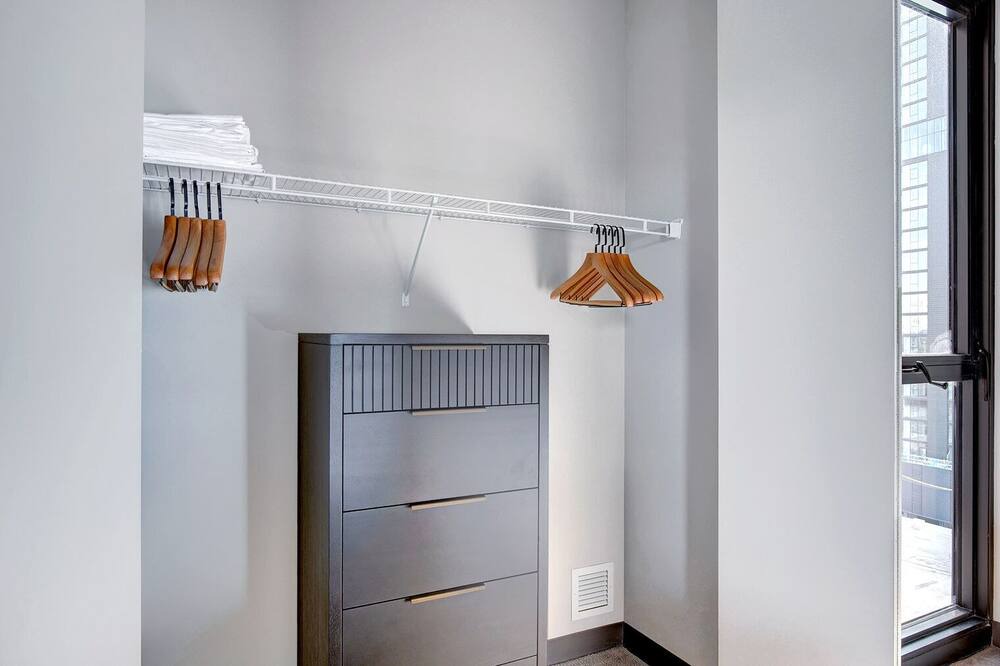 Photo of Bedroom in Near West Side