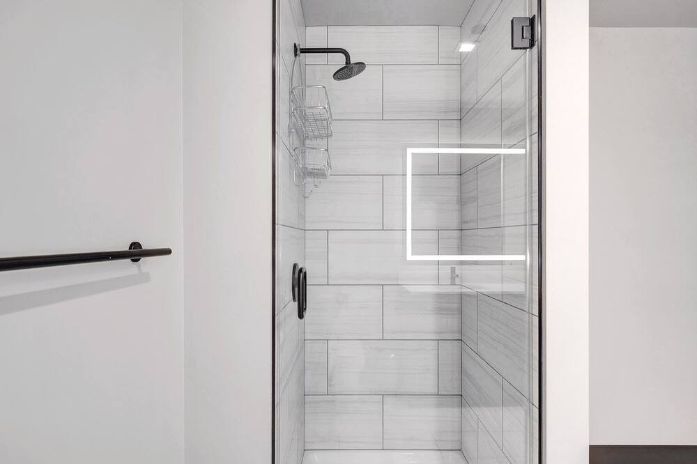 Photo of Bathroom in Near West Side