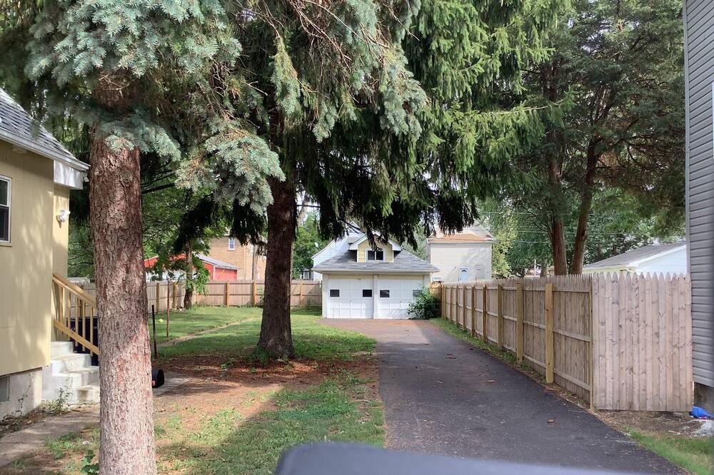 Photo of Outdoor in Waukegan