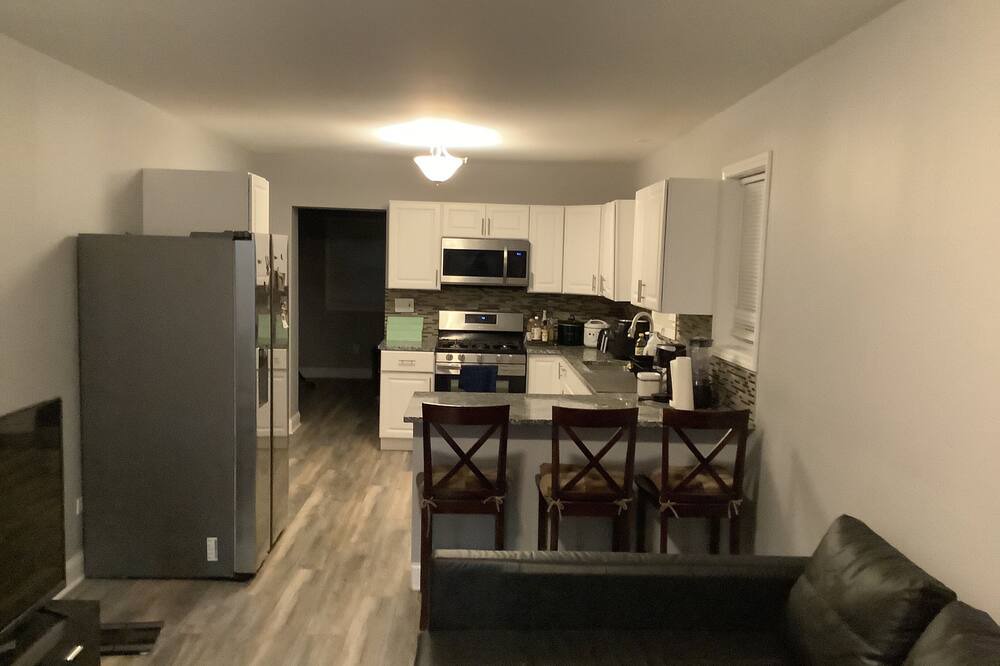 Photo of Livingroom in Waukegan