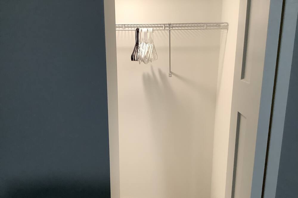 Photo of Bedroom in Waukegan