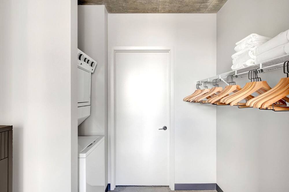 Photo of Bedroom in Near West Side