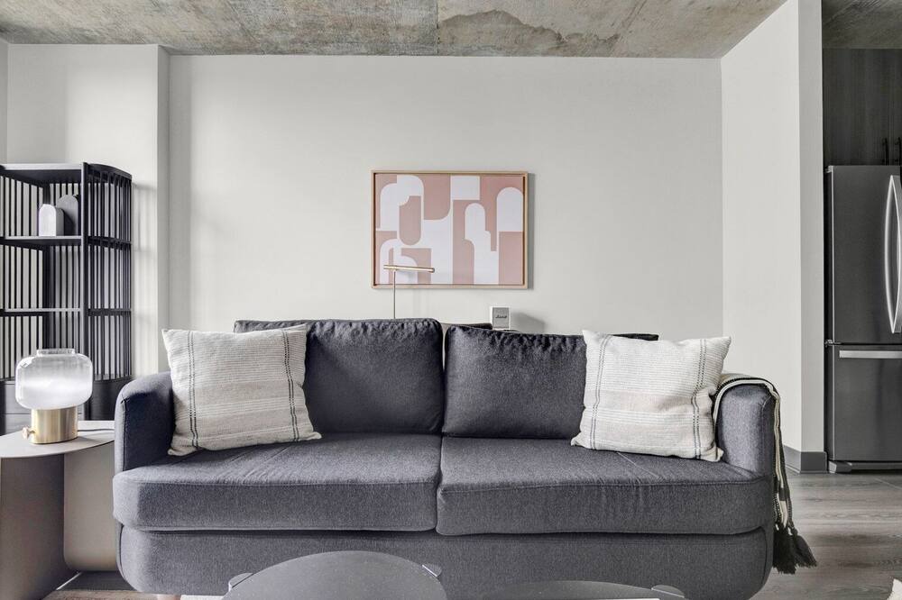 Photo of Livingroom in Near West Side