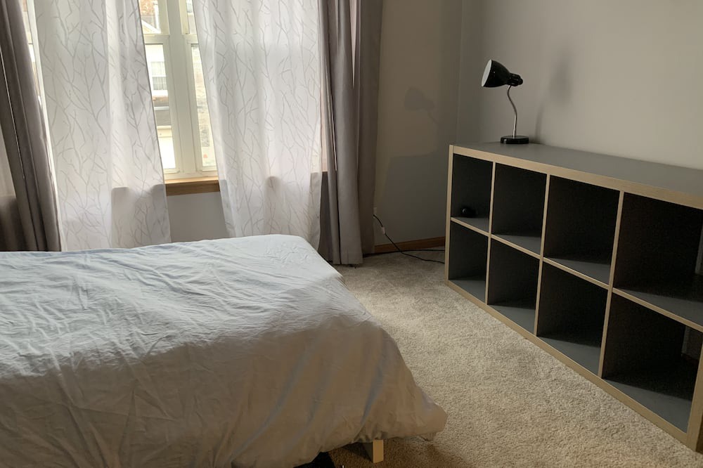 Photo of Bedroom in Carpentersville