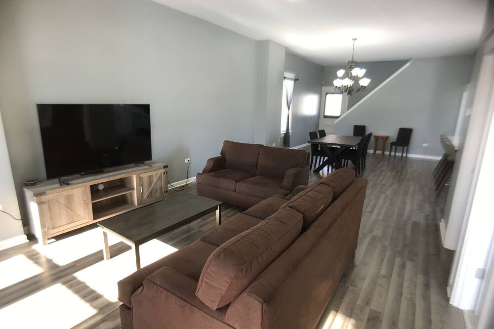 Photo of Livingroom in Aurora