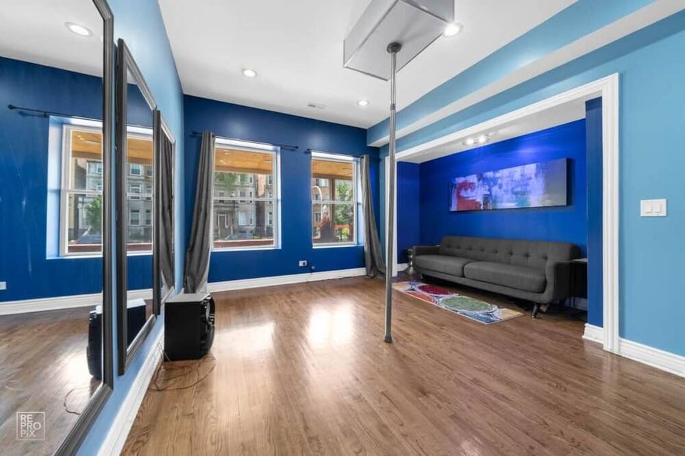 Photo of Bedroom in Grand Boulevard