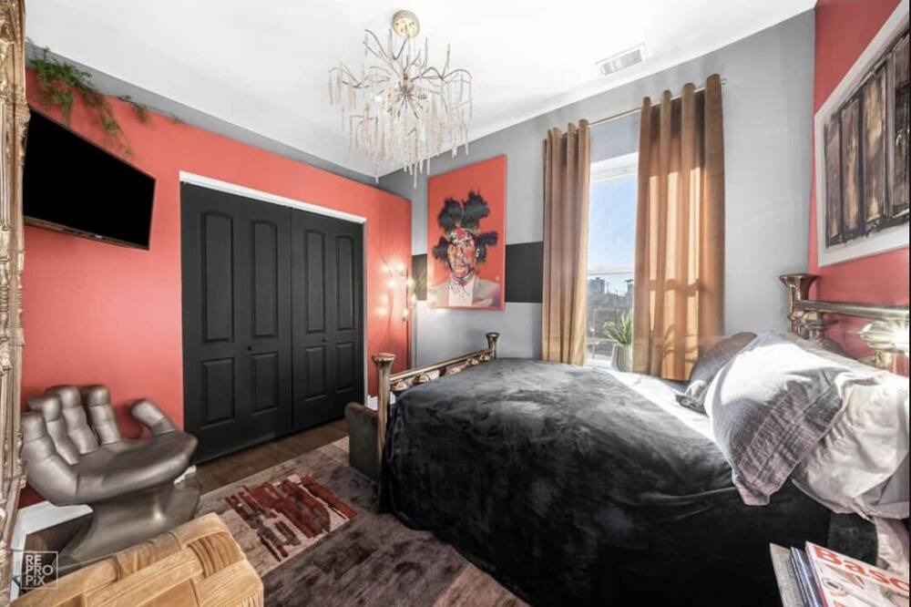 Photo of Bedroom in Grand Boulevard