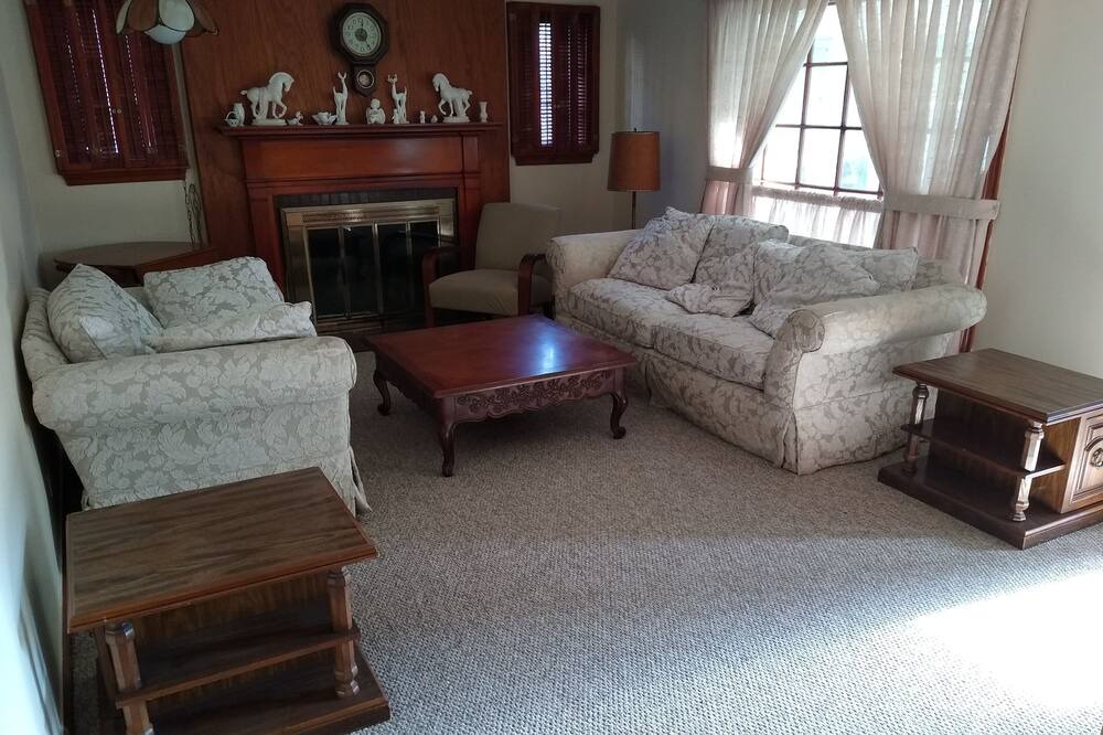 Photo of Livingroom in Wilmette