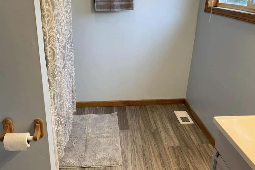 Photo of Bedroom in Long Lake