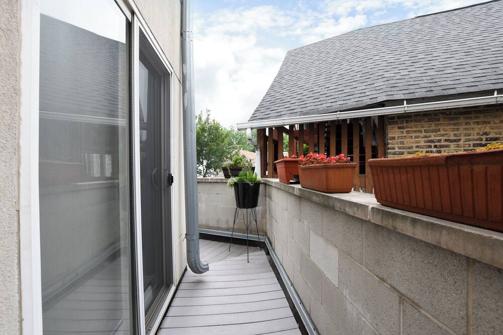 Photo of Outdoor in West Bucktown