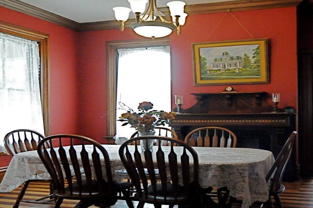 Photo of Bedroom in Olney