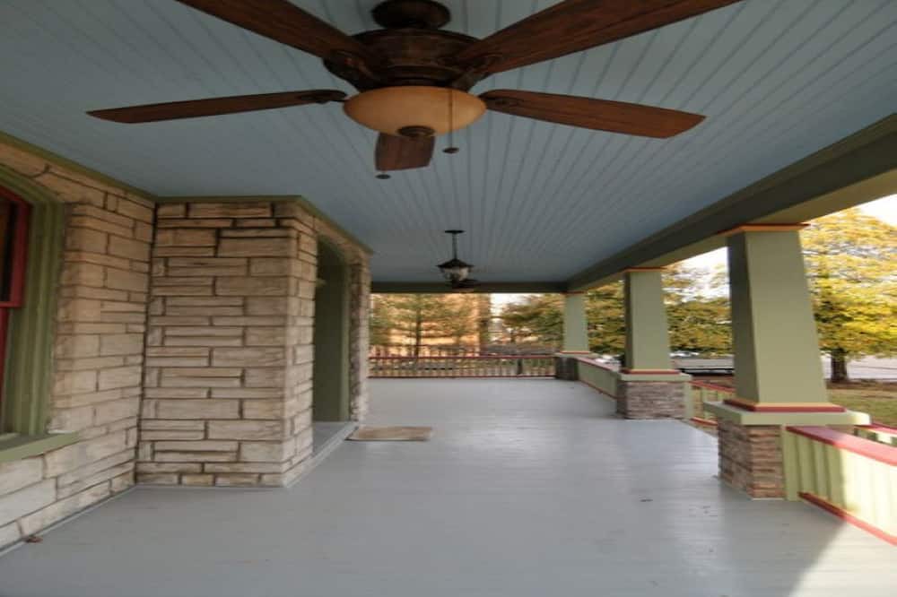 Photo of Outdoor in Olney