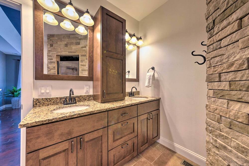 Photo of Bathroom in Grafton