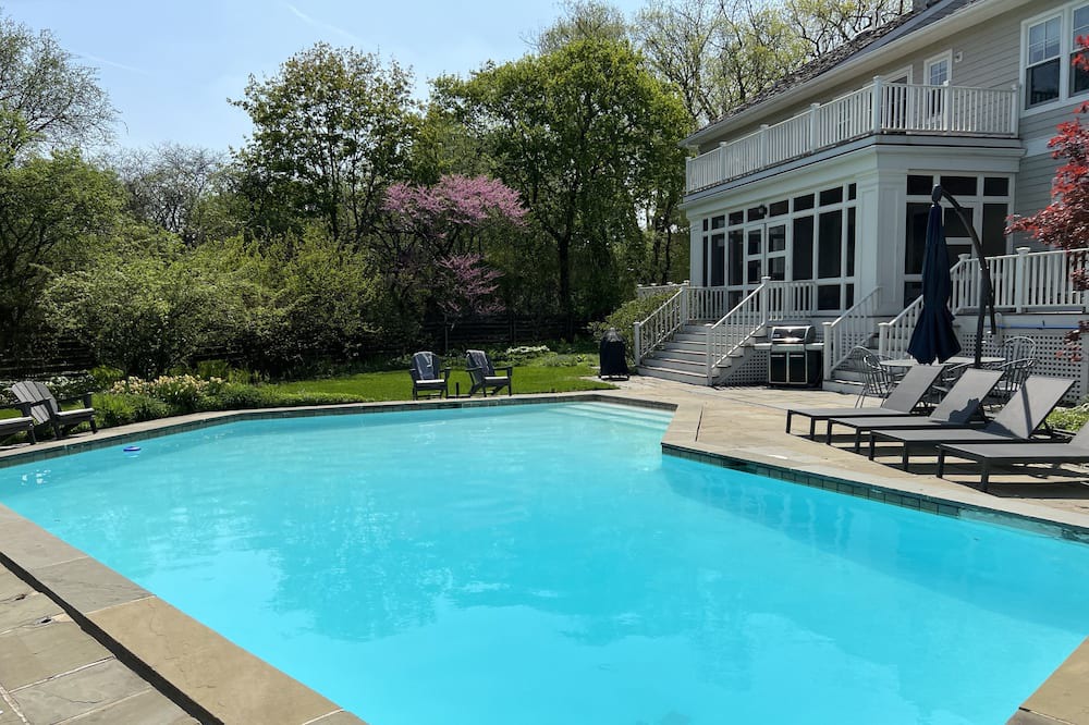 Photo of Outdoor in Winnetka