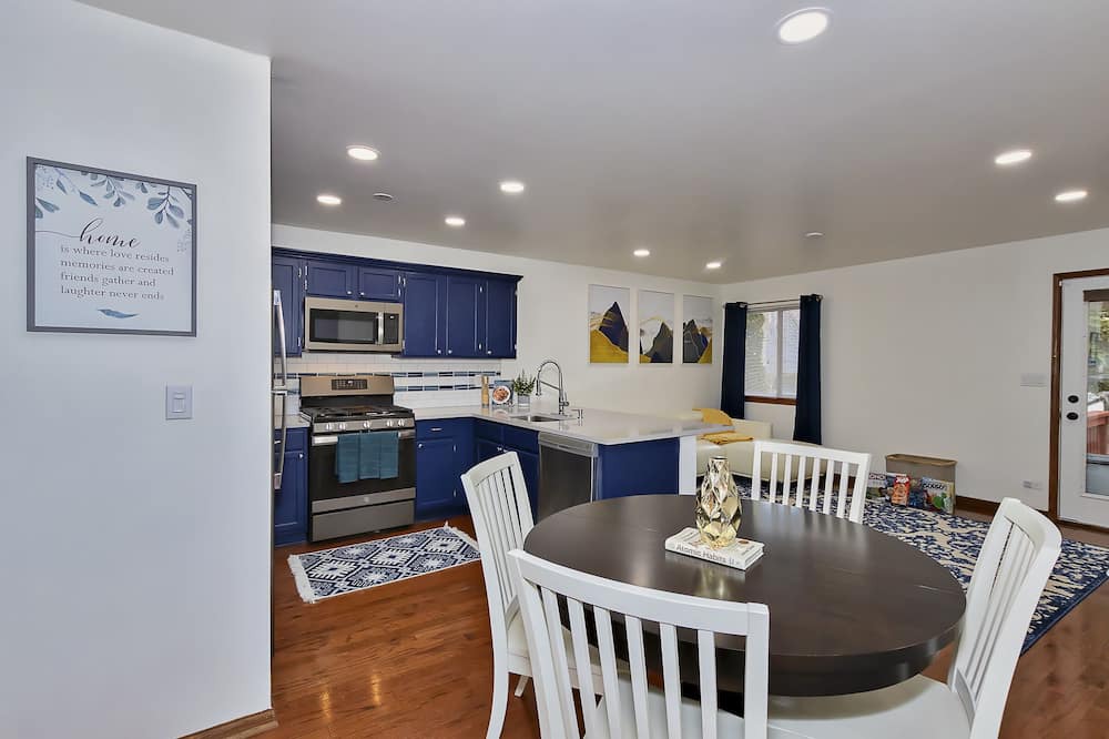 Photo of Kitchen in Round Lake Beach