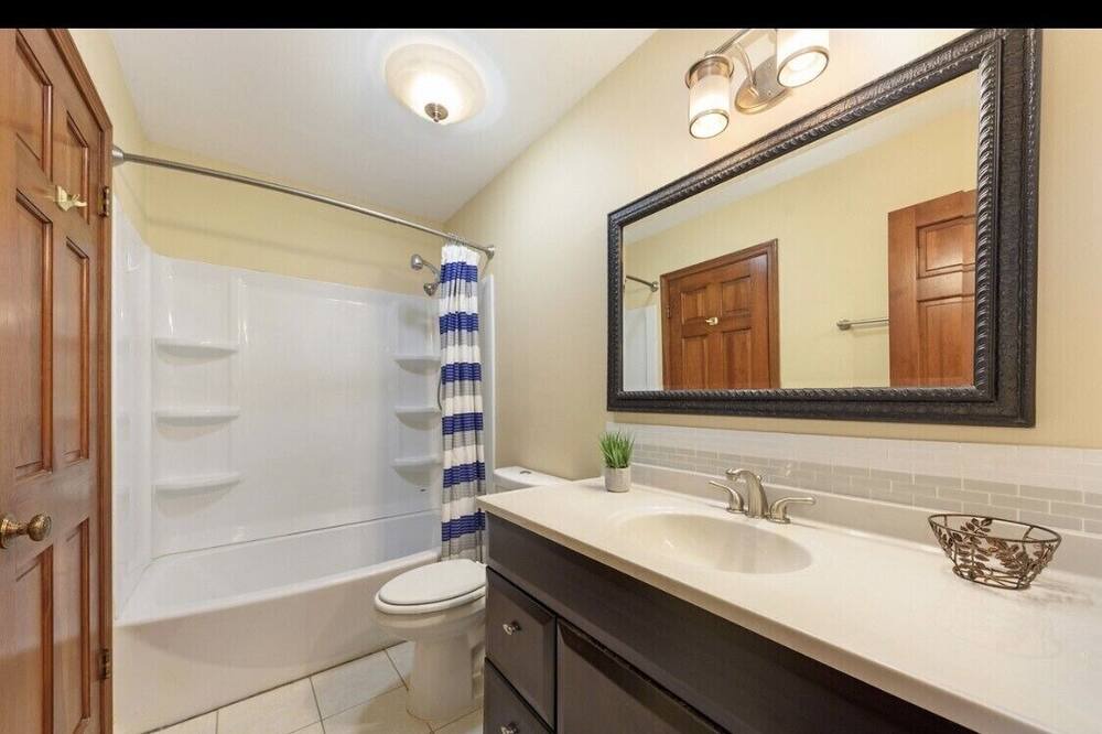 Photo of Bathroom in Lisle