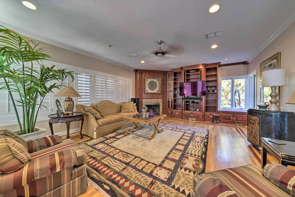 Photo of Bedroom in Carbondale