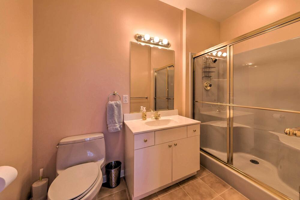 Photo of Bathroom in Carbondale