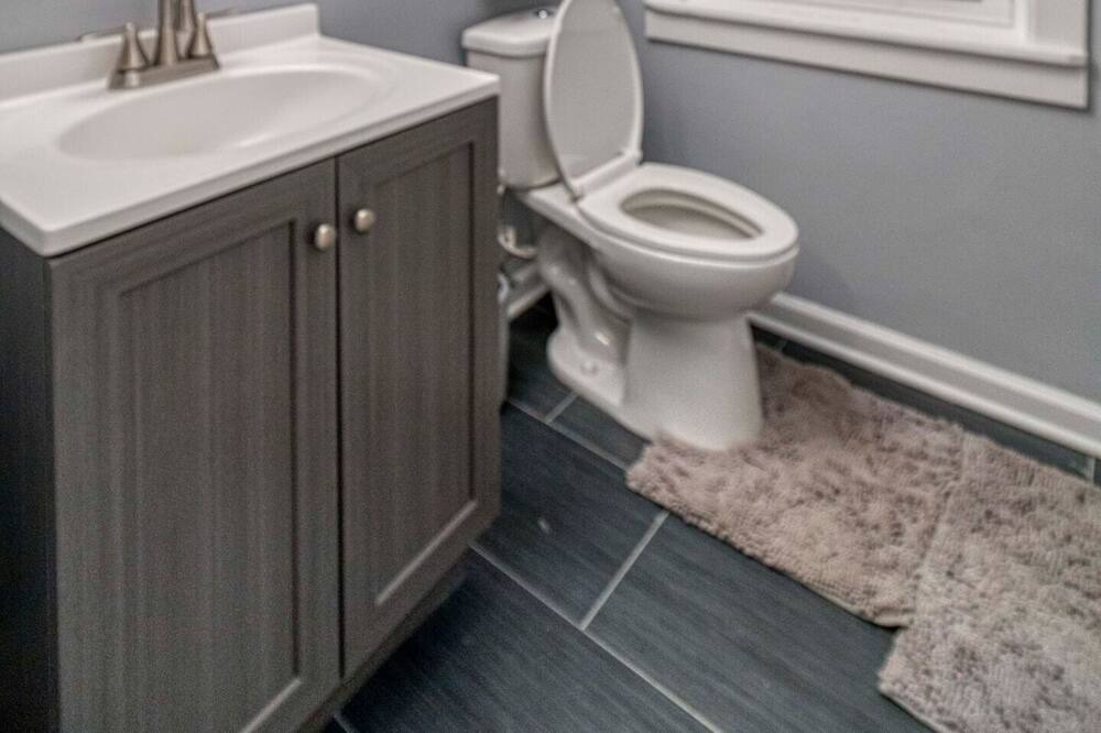 Photo of Bathroom in Wood Dale