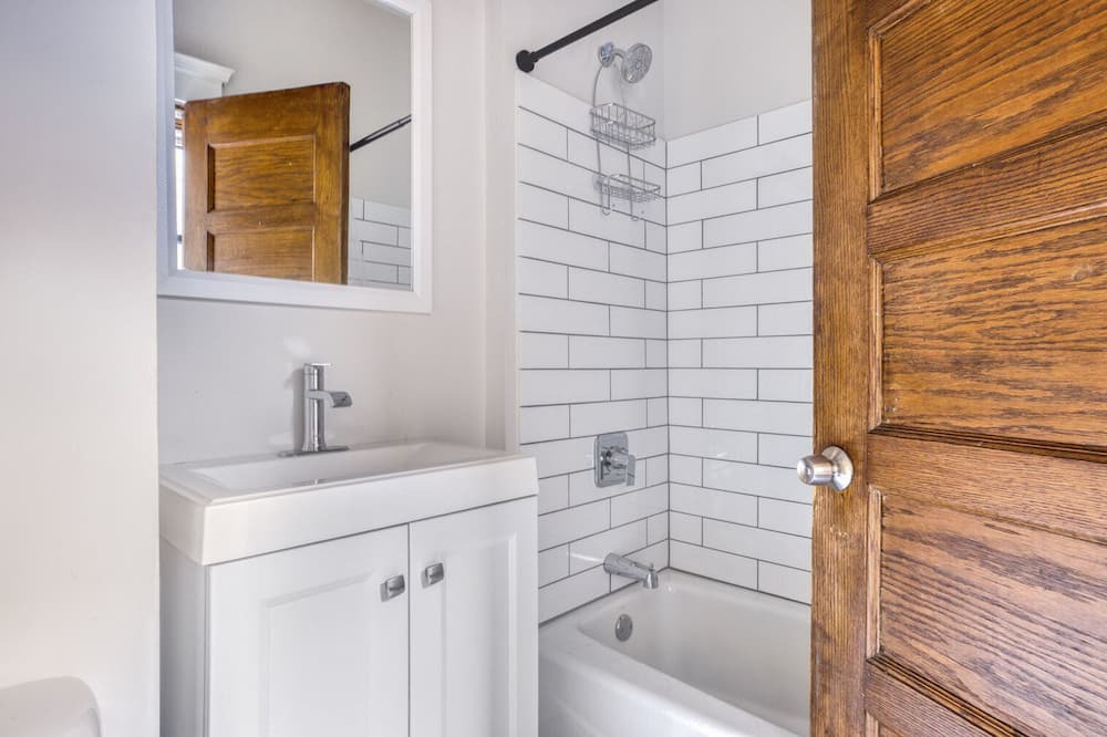 Photo of Bathroom in Wrigleyville