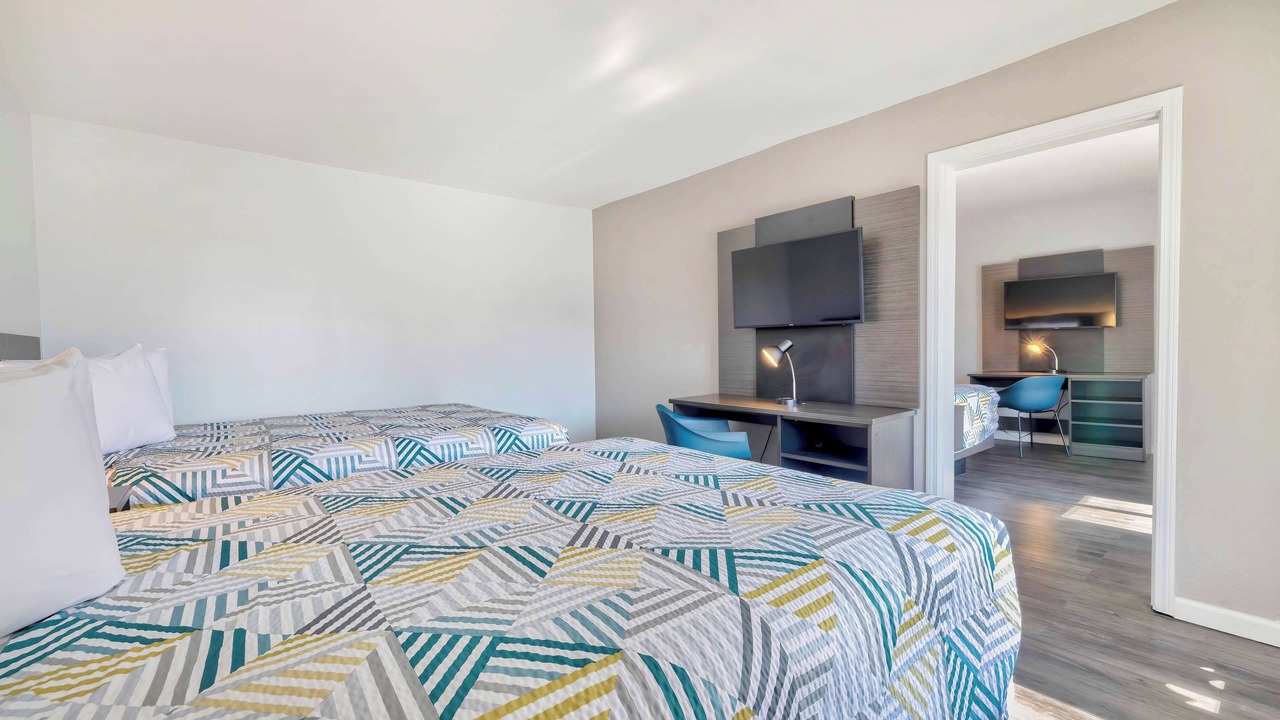 Photo of Bedroom in Effingham