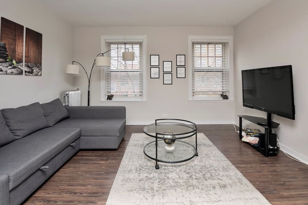 Photo of Livingroom in Hyde Park