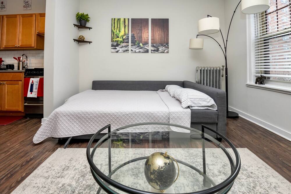 Photo of Bedroom in Hyde Park