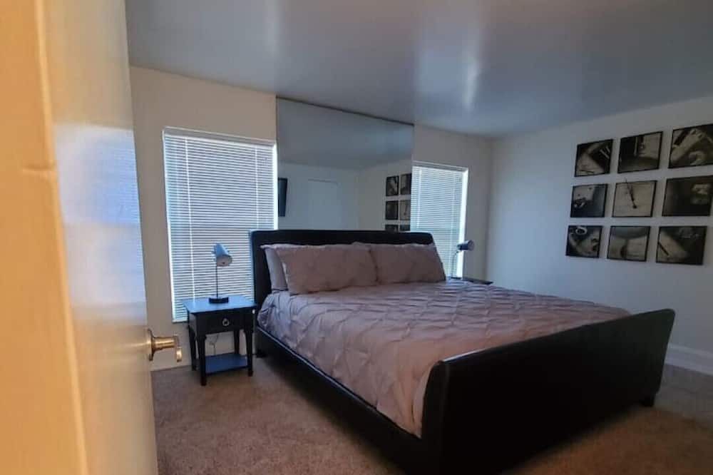 Photo of Bedroom in Mitchell