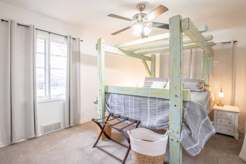 Photo of Bedroom in North Pekin