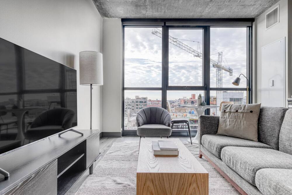 Photo of Livingroom in Near West Side