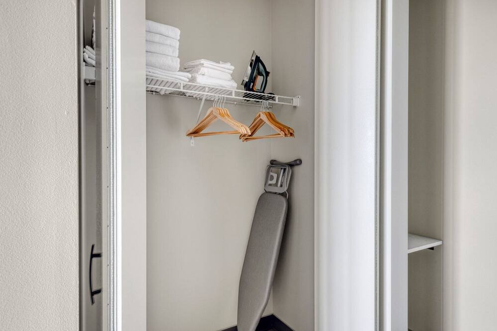 Photo of Bedroom in Near West Side