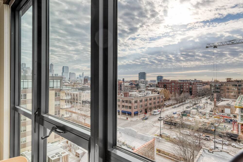 Photo of Bedroom in Near West Side