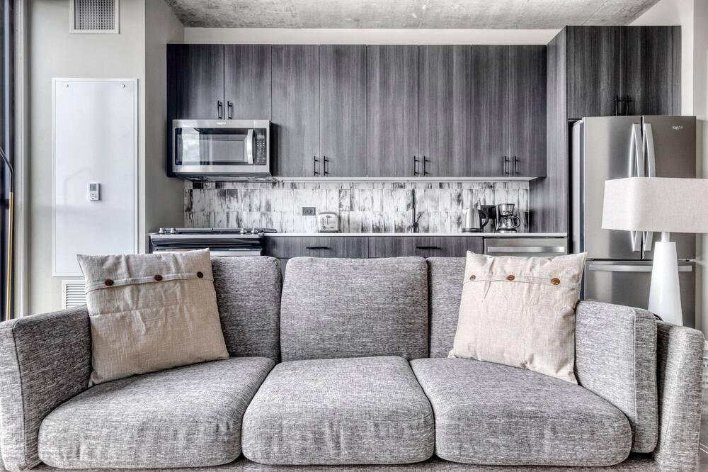 Photo of Livingroom in Near West Side