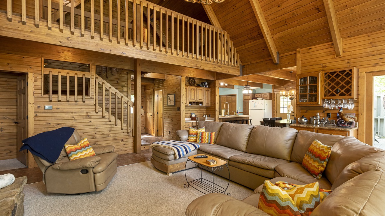 Photo of Livingroom in Wolf Creek