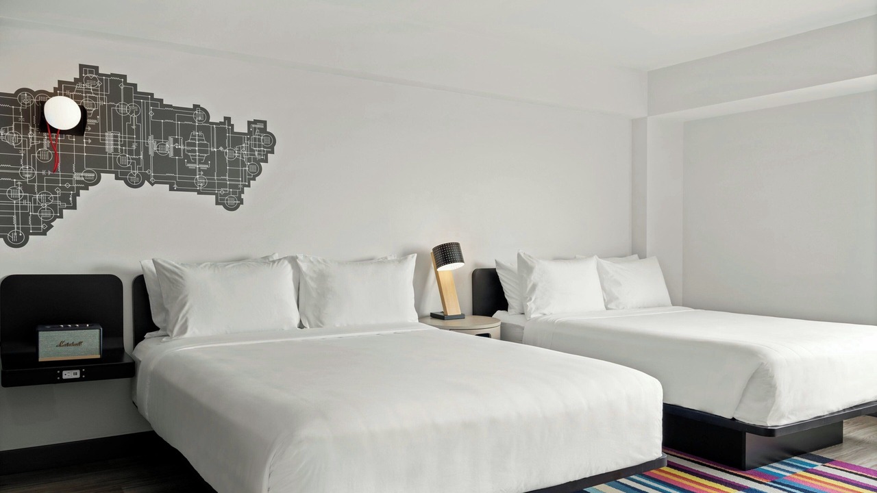 Photo of Bedroom in Rolling Meadows