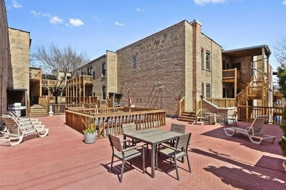 Photo of Patio Balcony in Lakeview