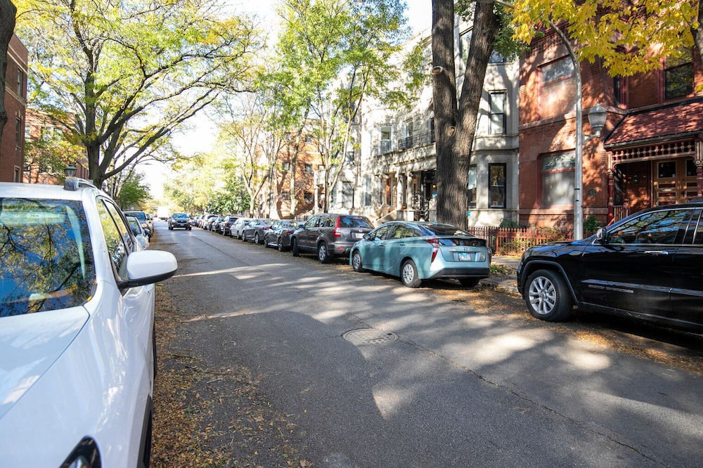 Photo of Outdoor in Lakeview
