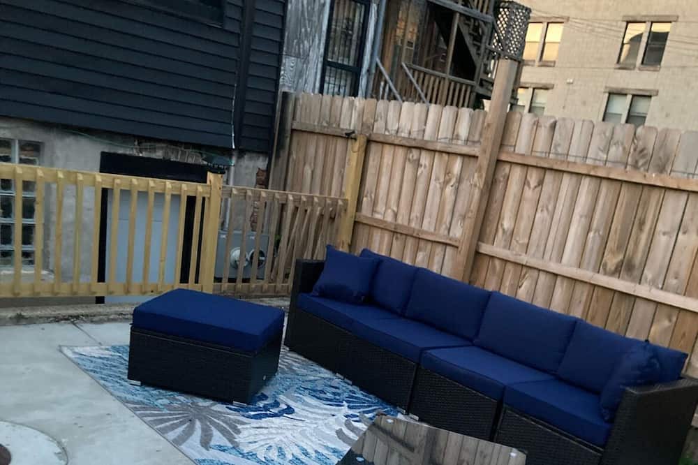 Photo of Patio Balcony in Grand Boulevard