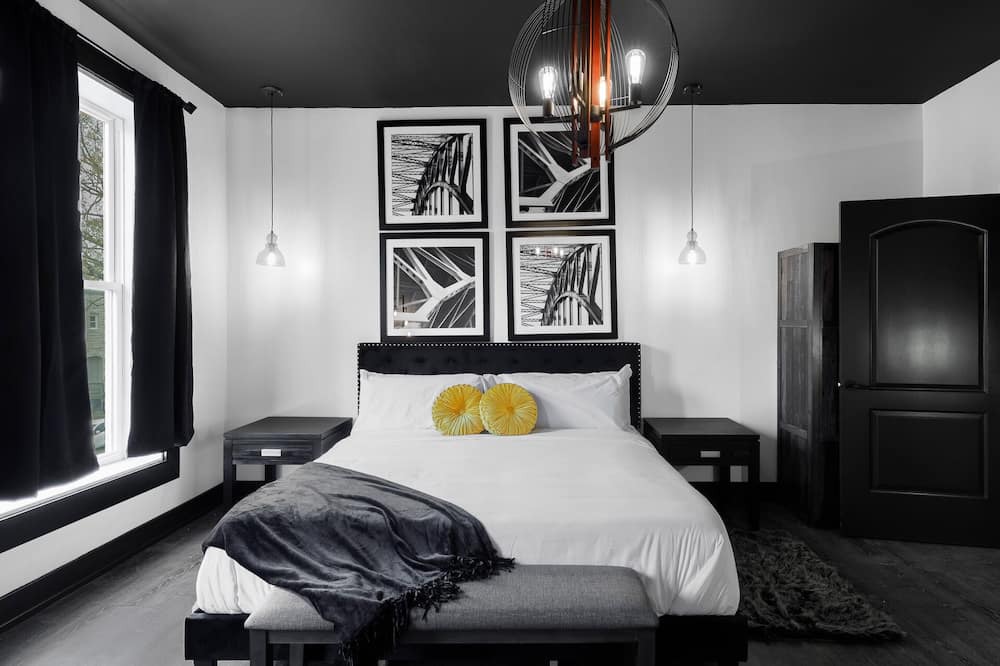 Photo of Bedroom in Grand Boulevard