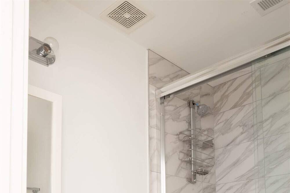 Photo of Bathroom in Pilsen